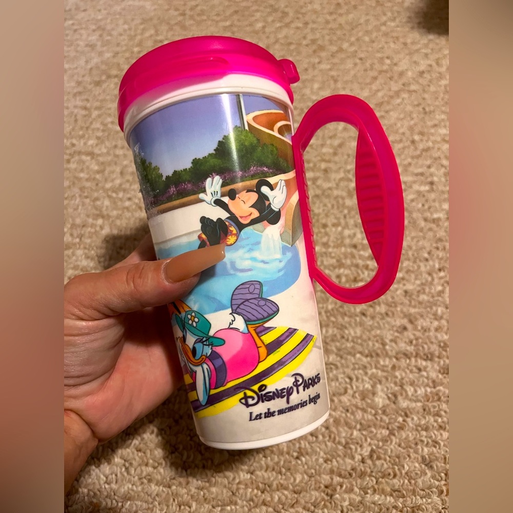 Disney World Tumbler- Vintage - Picture 1 of 5